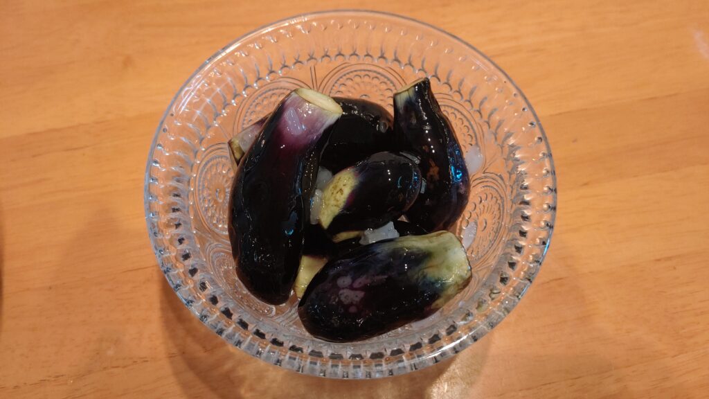 茄子のもち米漬け
